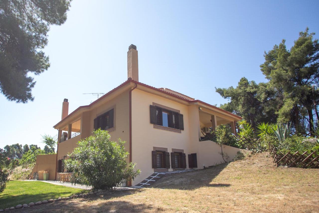 Residence On The Hill Near The Sea Σίβηρη Εξωτερικό φωτογραφία